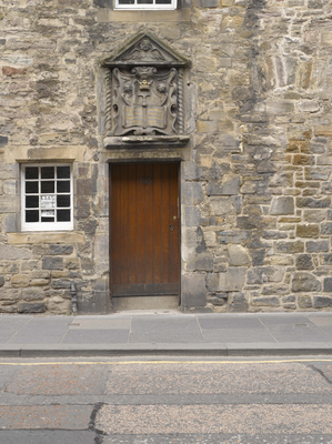 Doorway to No.185, High Street, Edinburgh