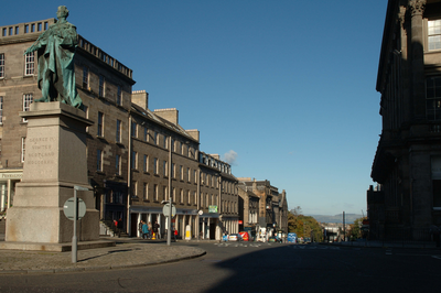 George IV statue looking down Hanover Street, Edinburgh