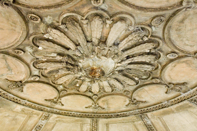 Central motif of the ceiling of St Bernard's Well