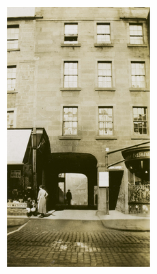 Gibbs Entry, Nicolson Street