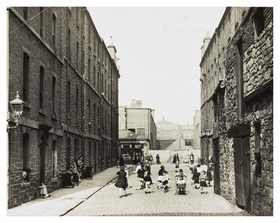 Freer Street, Fountainbridge - children playing