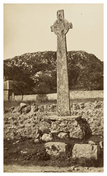 MacLean's Cross, Iona