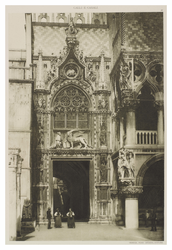 Carta Gate and corner of the Ducal Palace