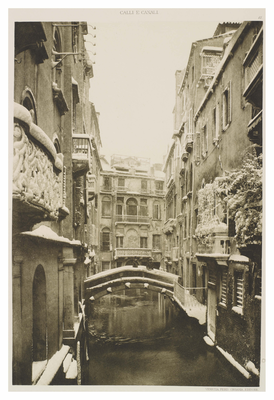 Snow in Venice; from the Ponte Barettri