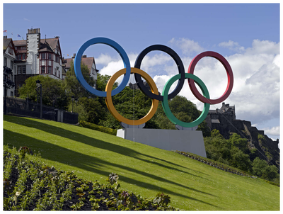 The Olympic Rings looking towards Edinburgh Castle 