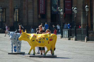 Cow Parade sculptures outside the National Gallery