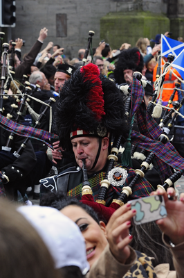 Pipe Band marching down the Royal Mile