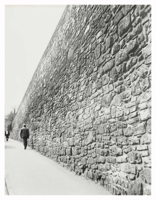 Flodden Wall, Drummond Street