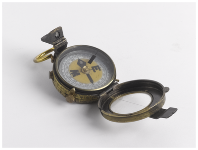 Military issue compass