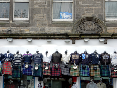 Grassmarket window with Yes campaign poster