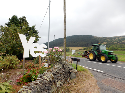 Yes campaign sign, Cardrona, Scottish Borders