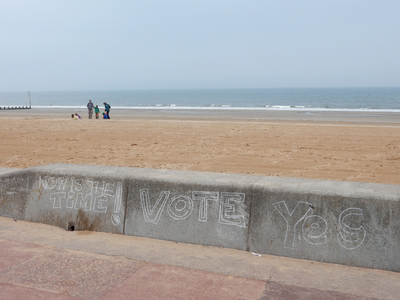 Yes Campaign chalk grafitti Portobello Promanade 