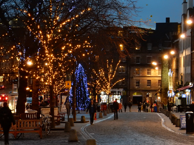 Edinburgh Sparkles Christmas tree, Grassmarket