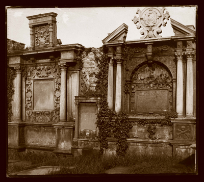 Tombstones of Thomas Henryson and John Byres