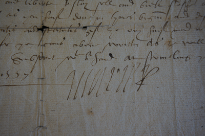 Signature of Mary Queen of Scots from a 1557 document