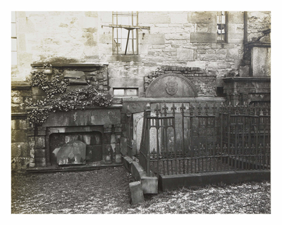 Greyfriars Churchyard, east division, east wall