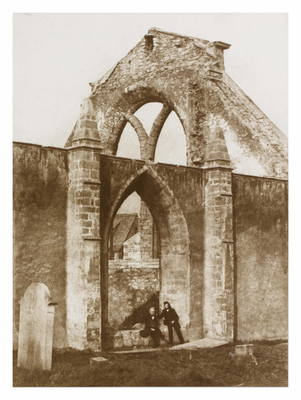 Greyfriars Churchyard, ruins
