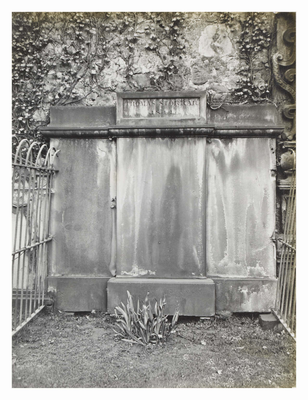 Greyfriars Churchyard, monument of Thomas Storrar