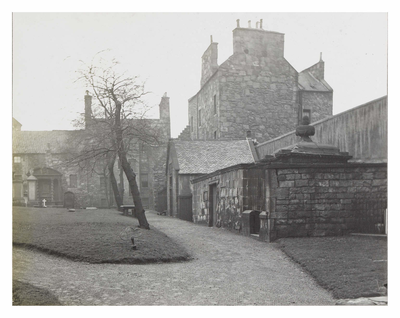 Greyfriars Churchyard, east division, north wall