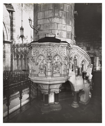 St Giles Cathedral, pulpit