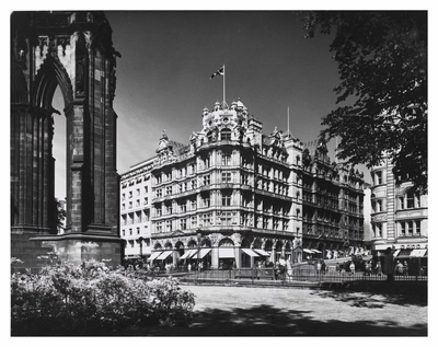 Jenners Department Store, exterior from Princes Street